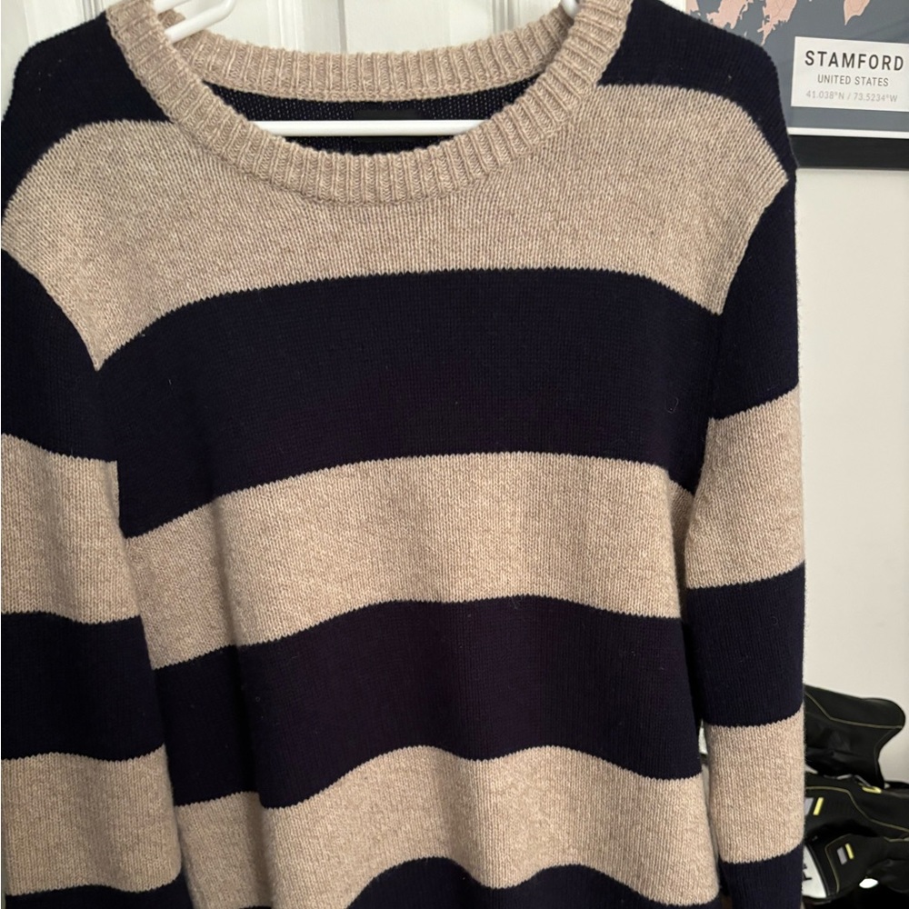 J Crew Men’s wide striped wool sweater, Size M. 100% lamb’s wool